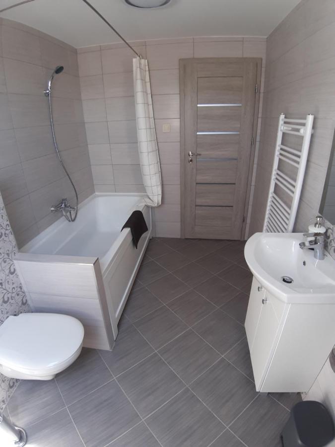 Profi Keco Apartman Balatonalmadi Exterior photo